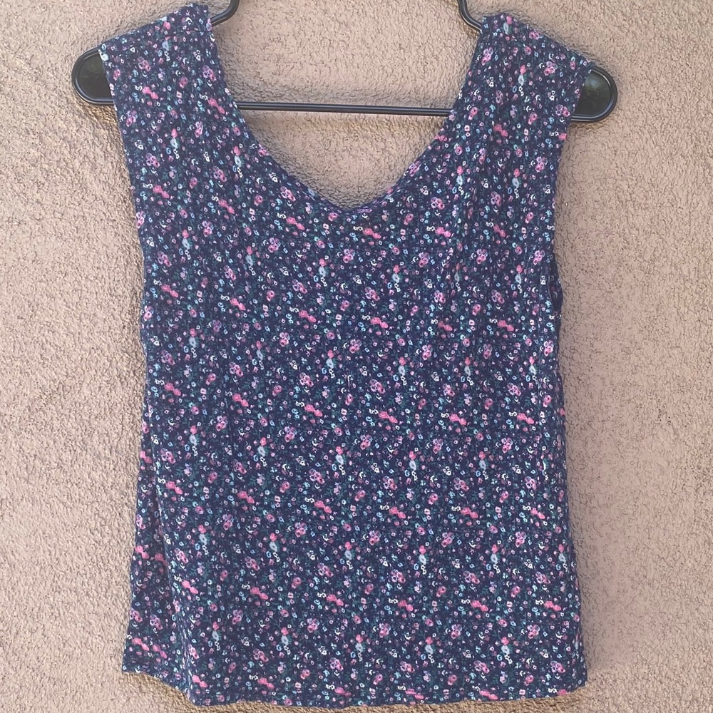 Off-the-shoulder top